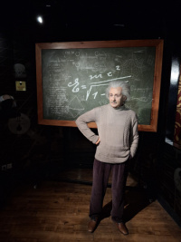 Einstein.jpeg